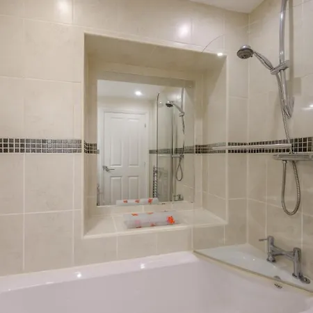 Prázdninový dům 4 Bed In Oc-w125 *