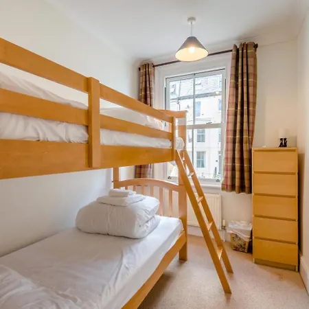 4 Bed In Oc-w125 بيت للعطل ويتبي