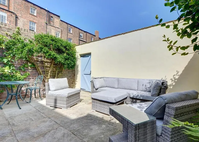 4 Bed In Oc-w125 Casa vacanze *